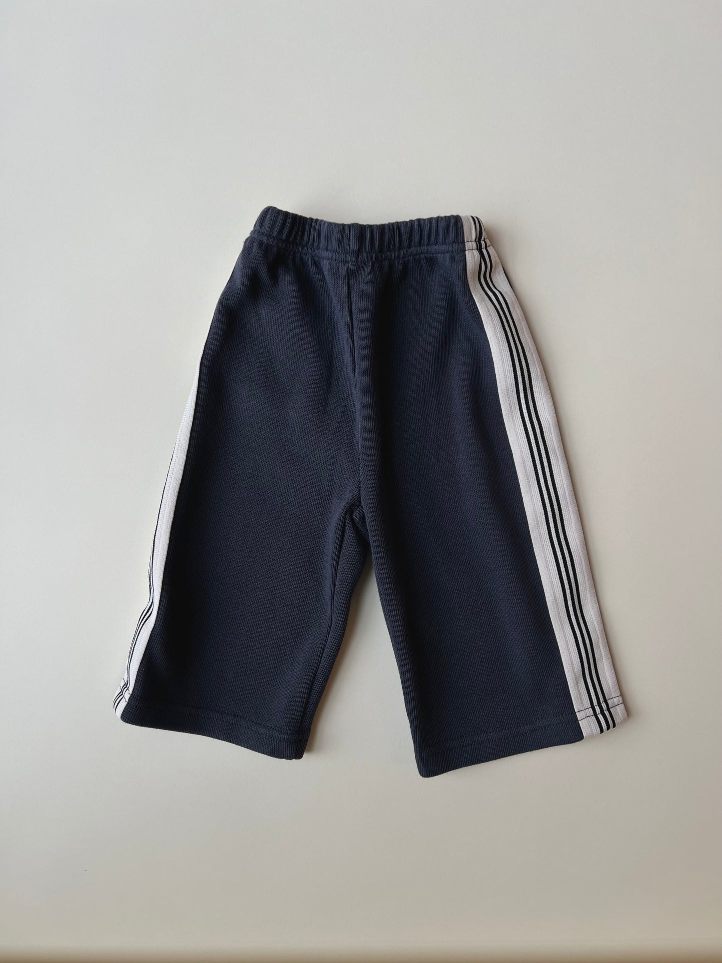 Tape line pants - charcoal/navy