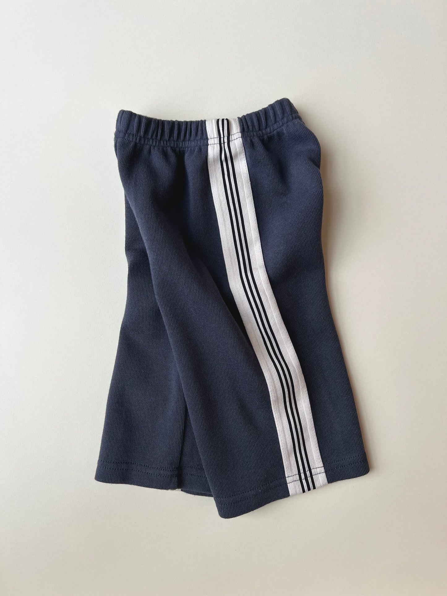Tape line pants - charcoal/navy