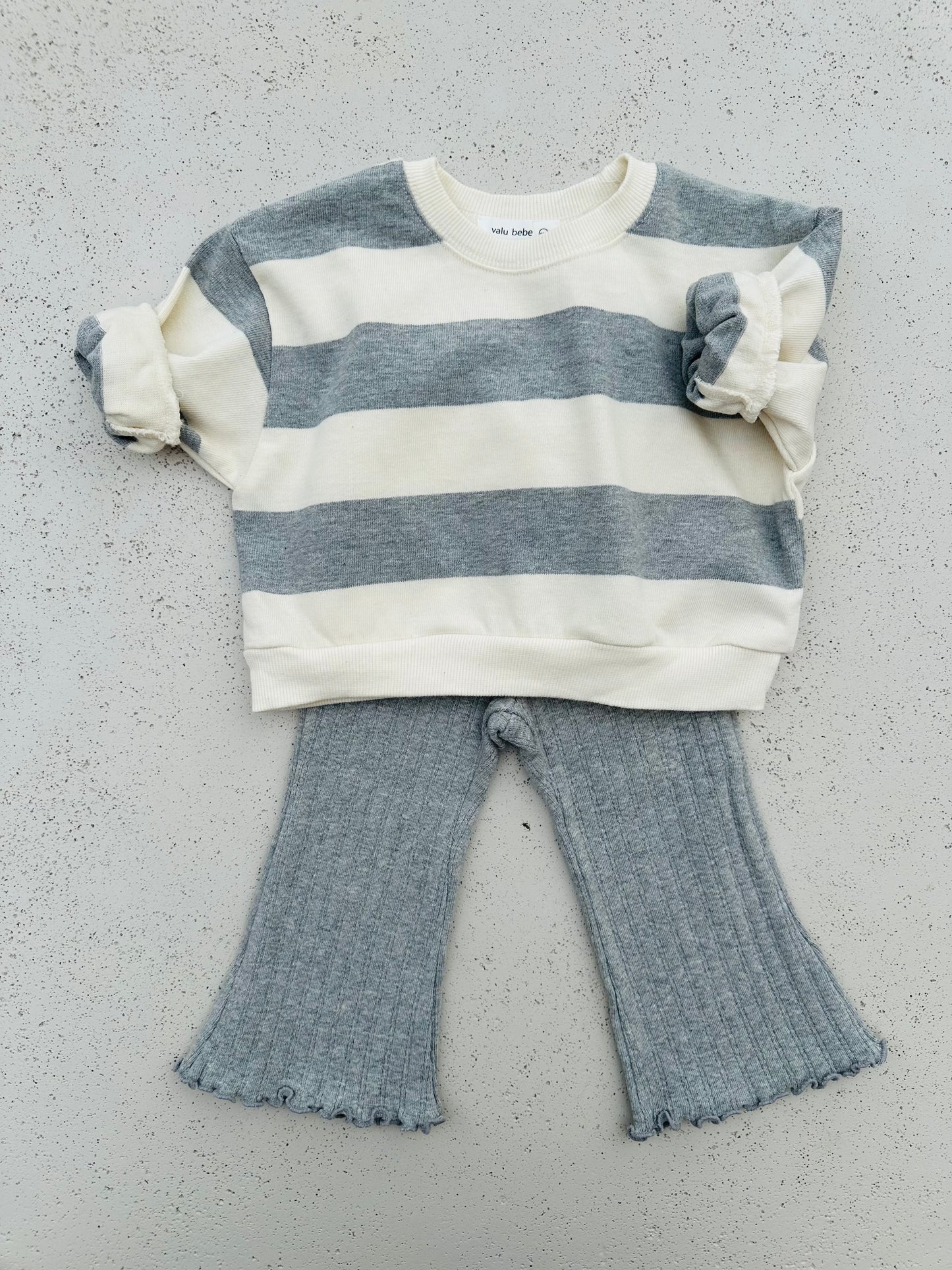 Milk sweatshirt - ecru/grey