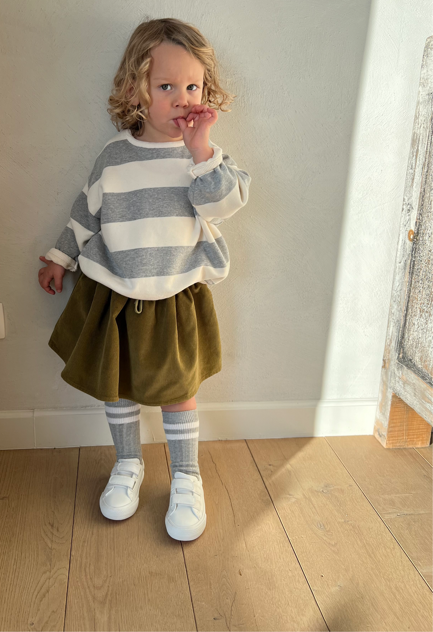 Pair of knee socks - cream