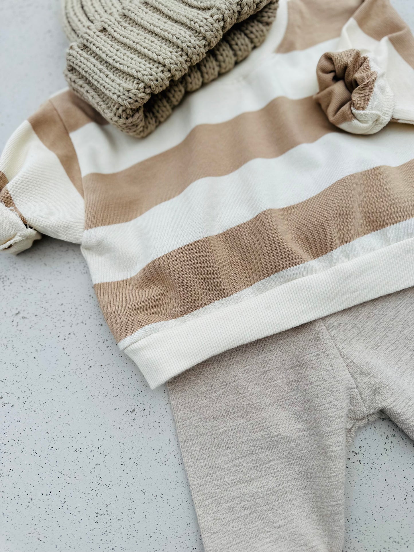 Bebe milk sweatshirt - ecru/beige