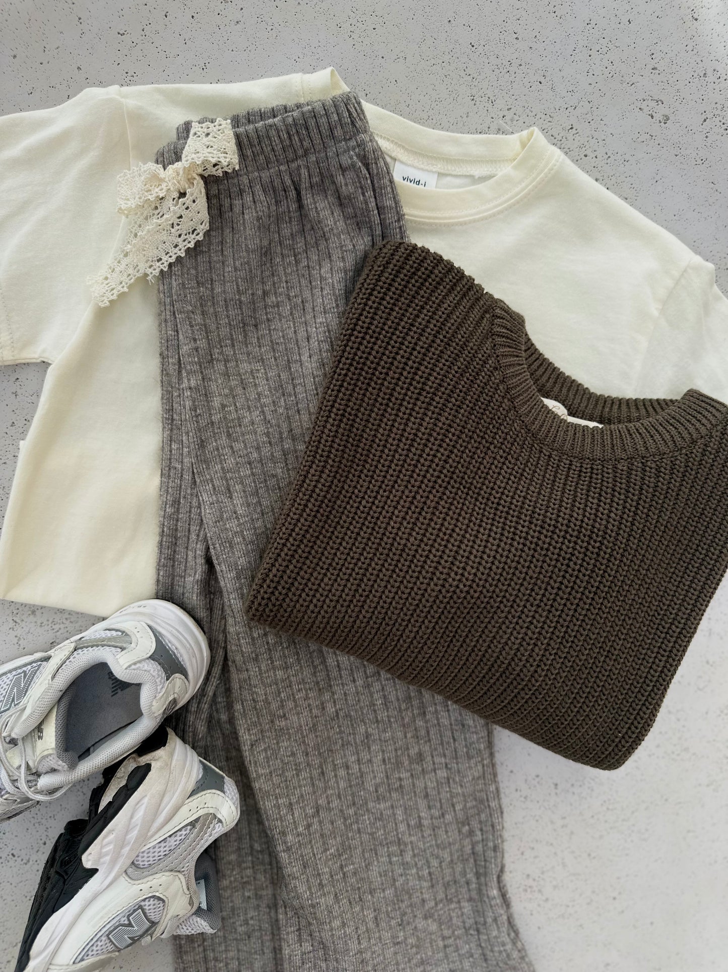 Celeste knit & lace pants - grey