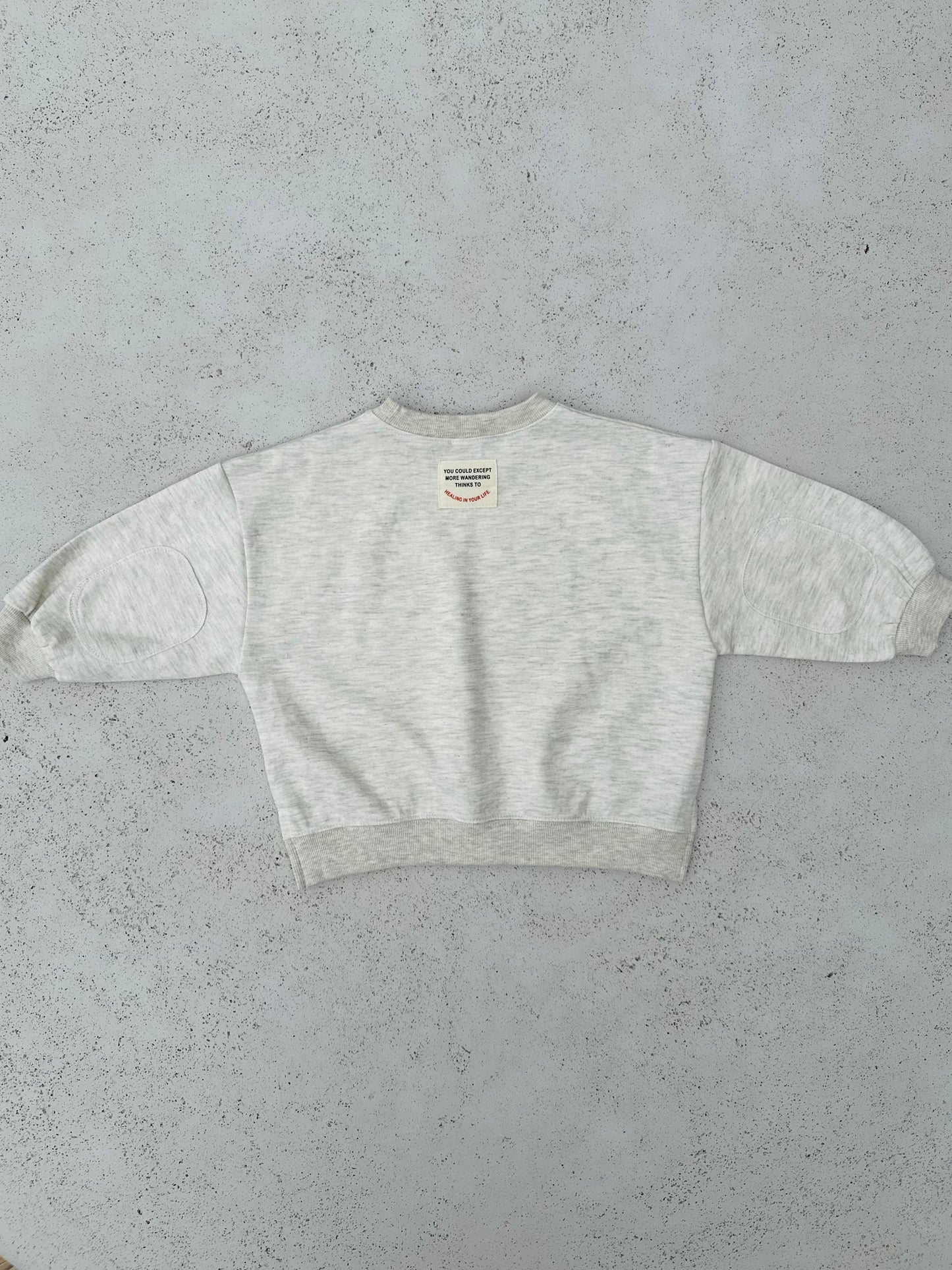 Patch pancake sweater - oatmeal