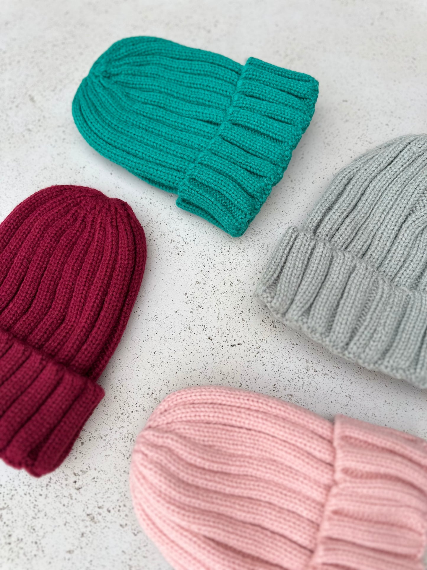 Knit rib beanie - different colors