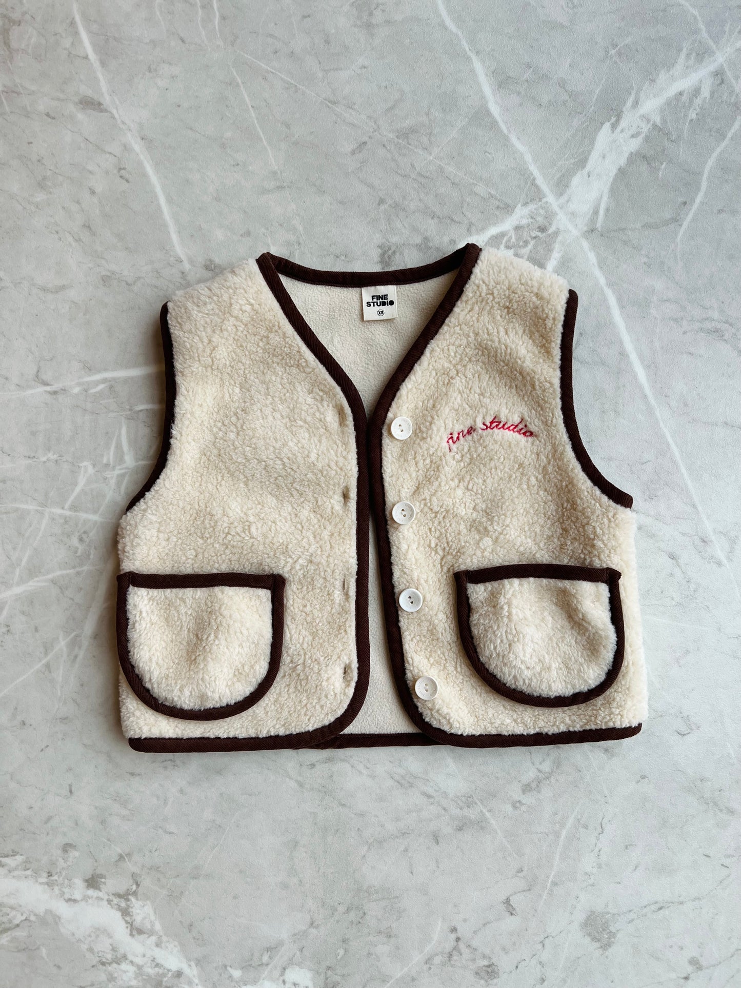 Macaron vest - cream/brown
