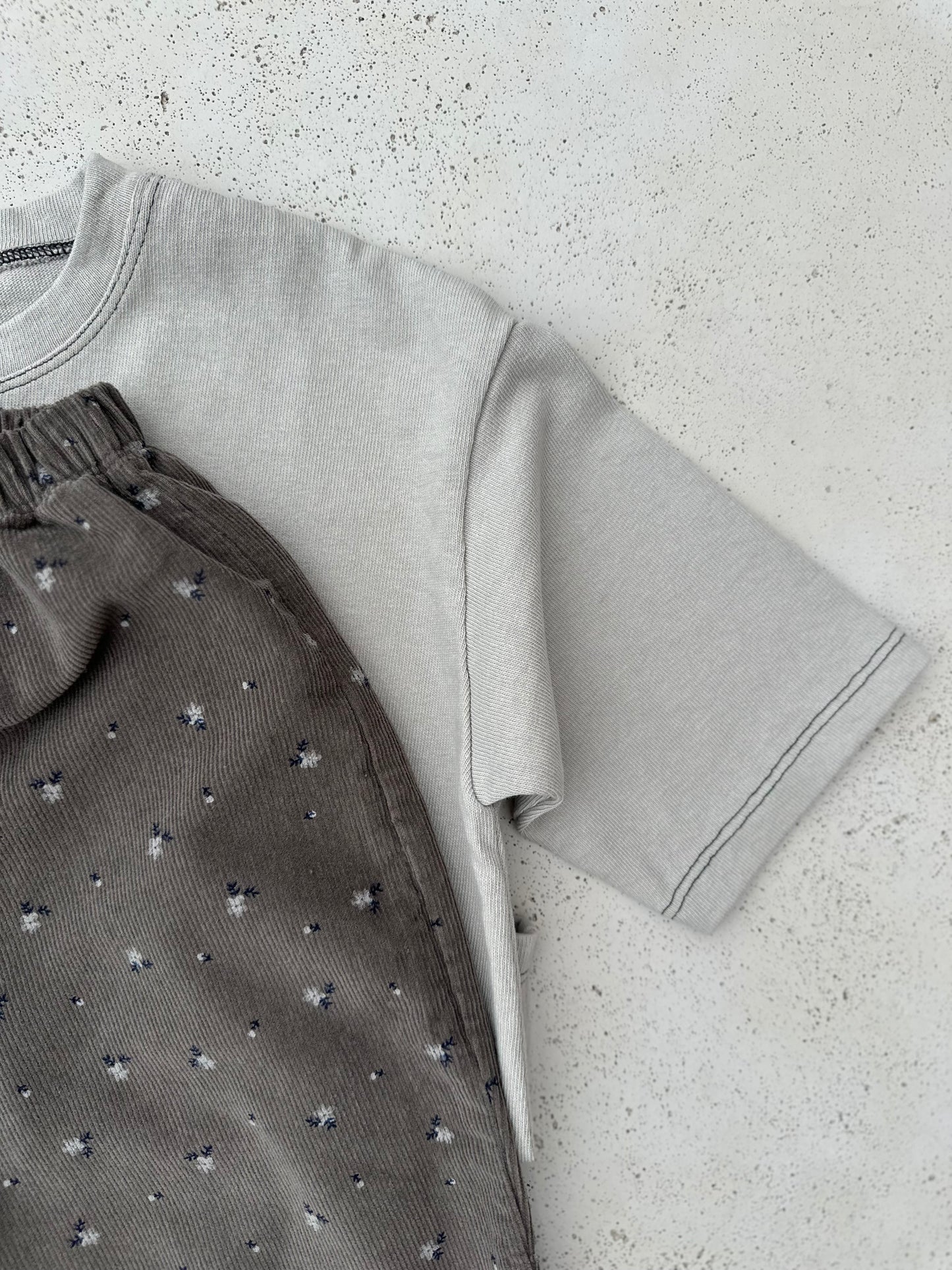 Comfy thick stitch tee - light grey