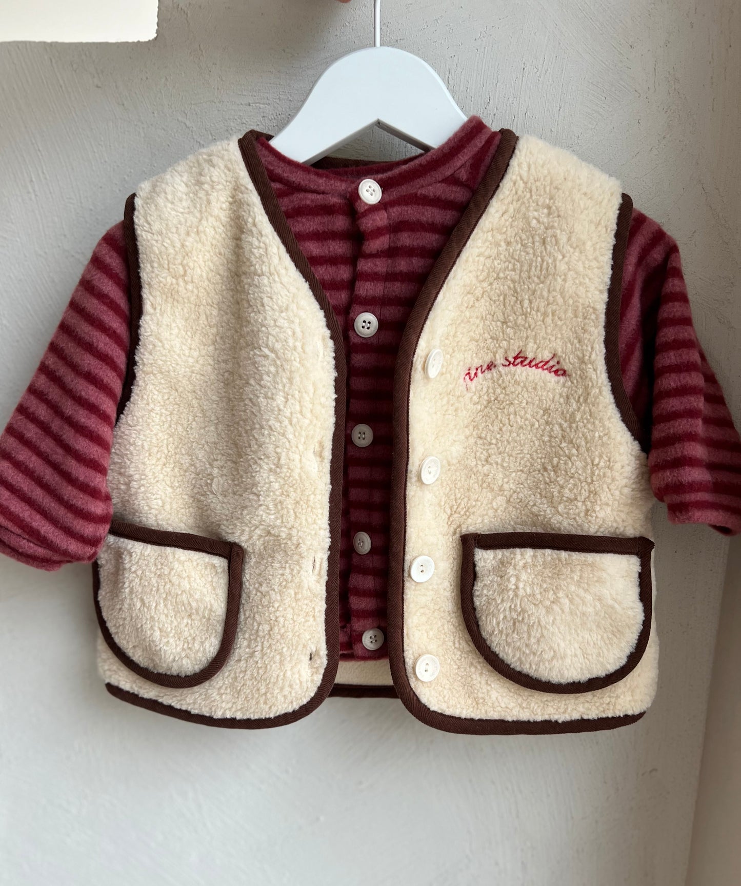 Macaron vest - cream/brown