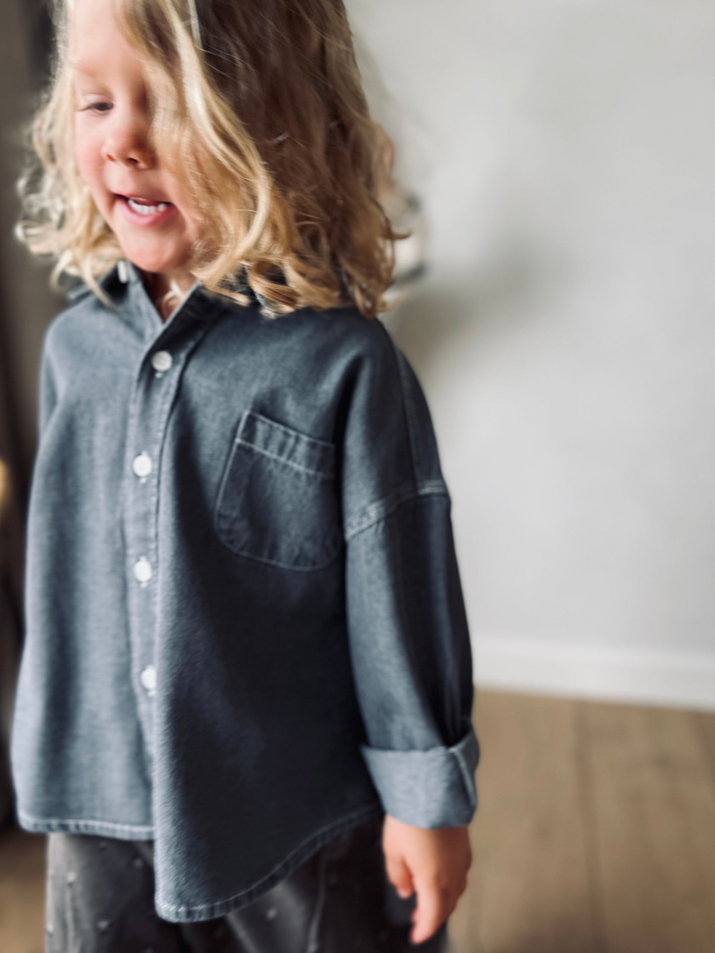 Bucket oversized denim shirt - grey
