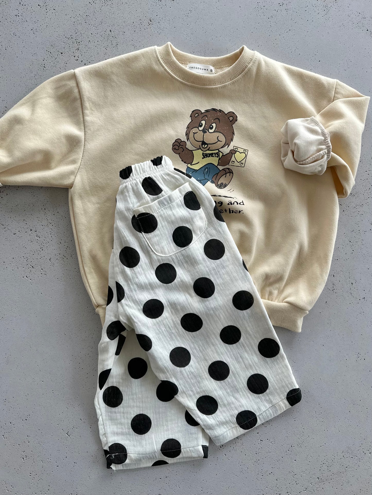 Onibear sweater - cream