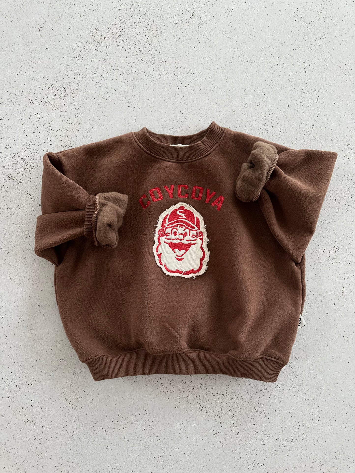 Happy santa sweater - brown