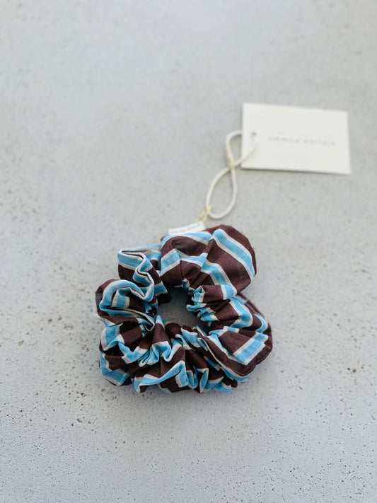 Oversized scrunchie - brown/sky stripes