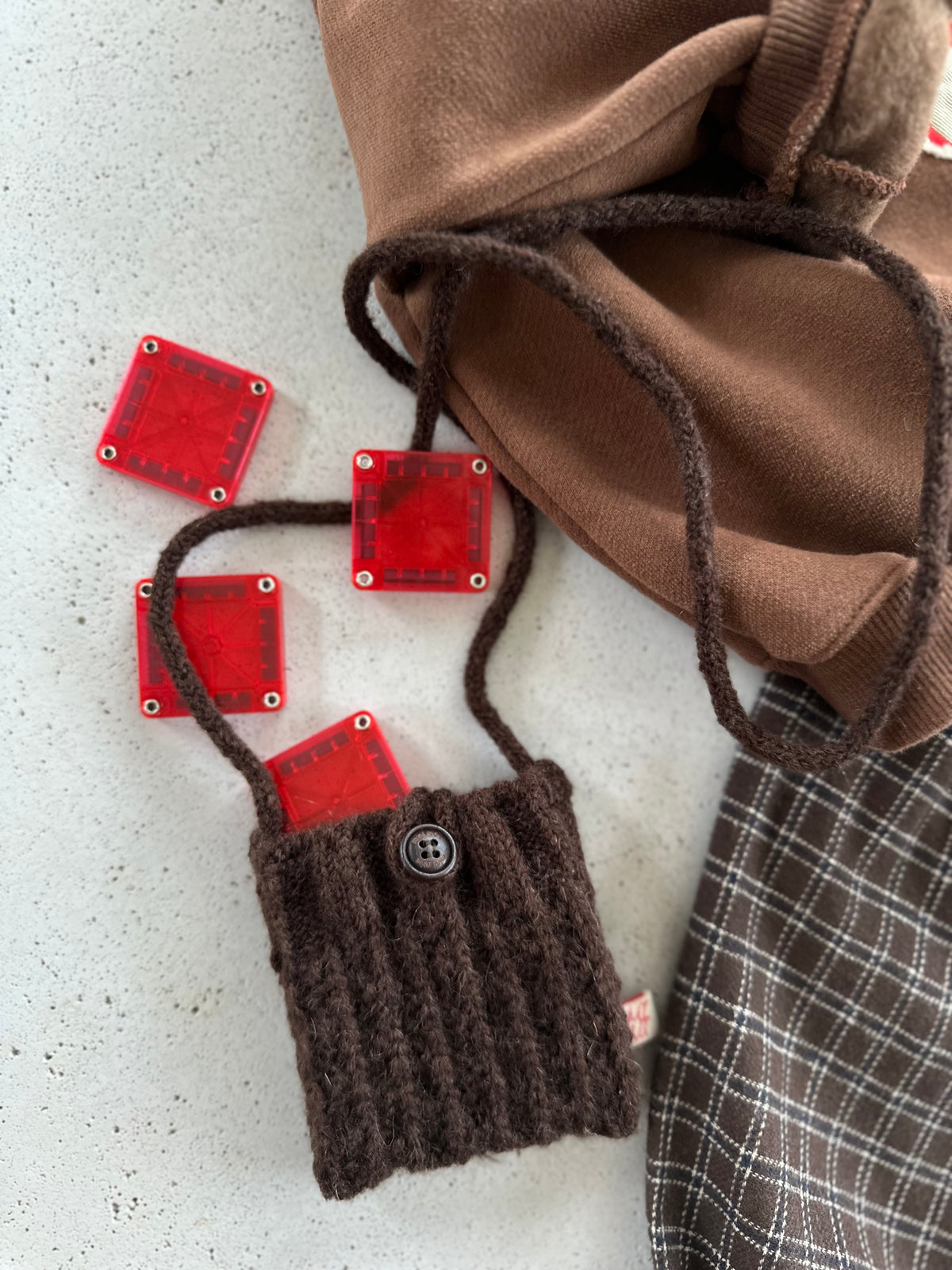 Mini knitted bag - brown