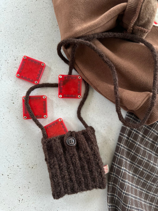 Mini knitted bag - brown