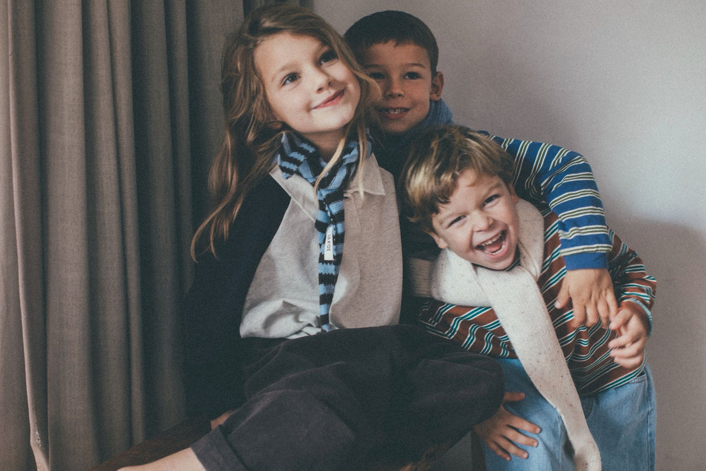 Soft stripe triangle scarf - blue/brown/red