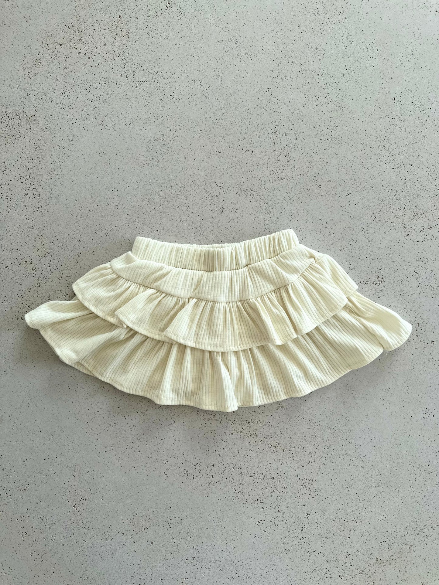 Louise rib ruffle skirt - cream LAST SIZE 1-2Y