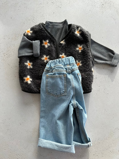 Midnight bloom vest - charcoal