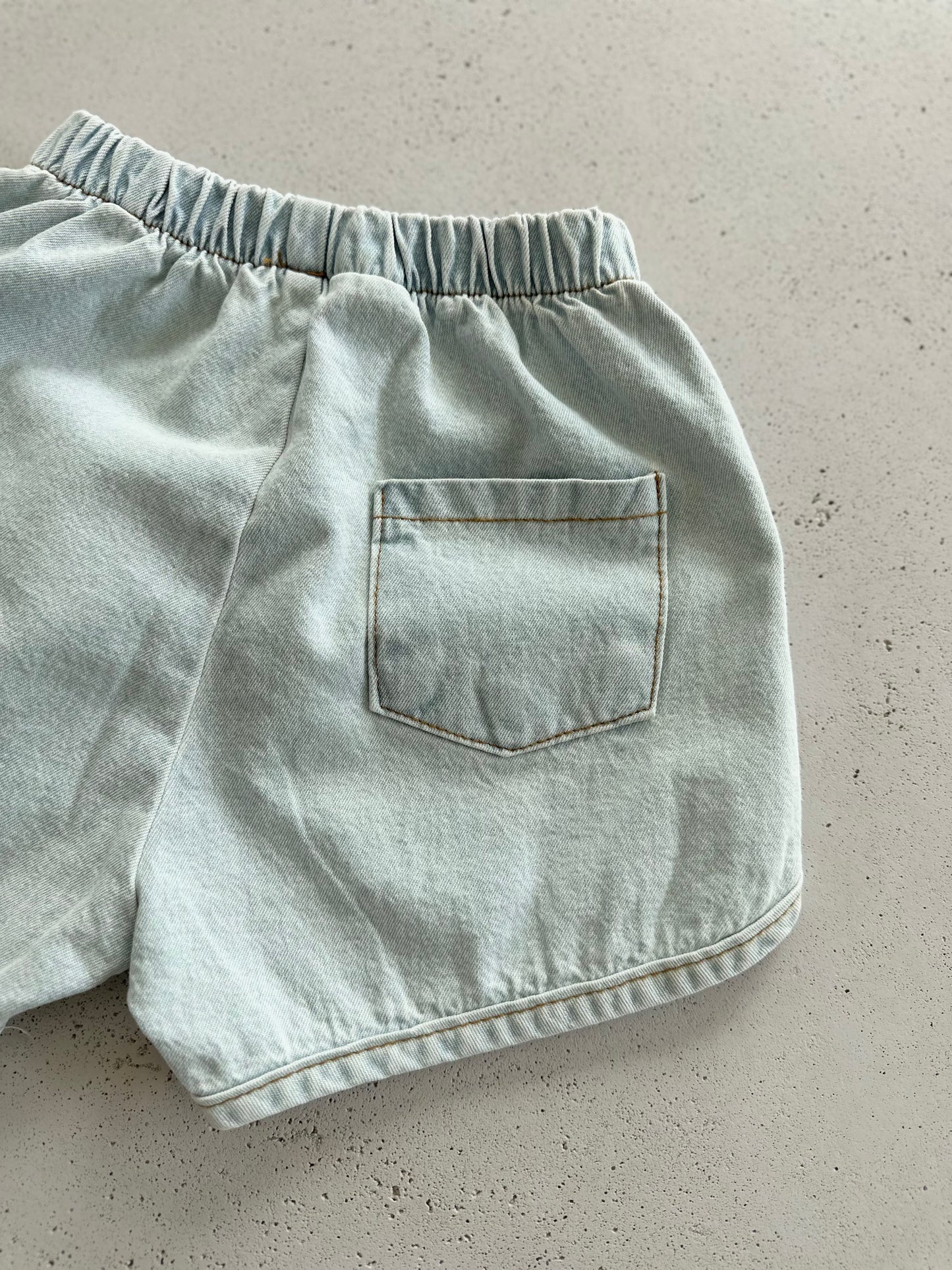 Billy Jean dolphin shorts - light blue