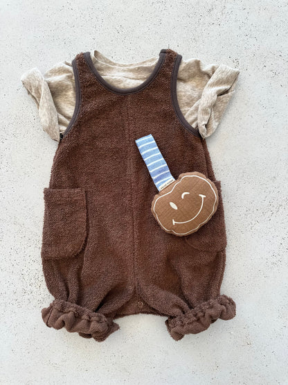 Pacifier cloth pomme - brownie with blue strap