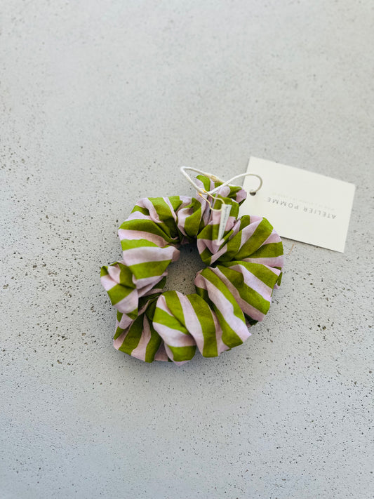 Oversized scrunchie - olive/pink stripes