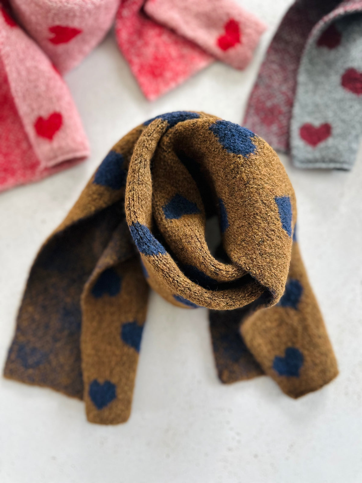 Hearts scarf - colors