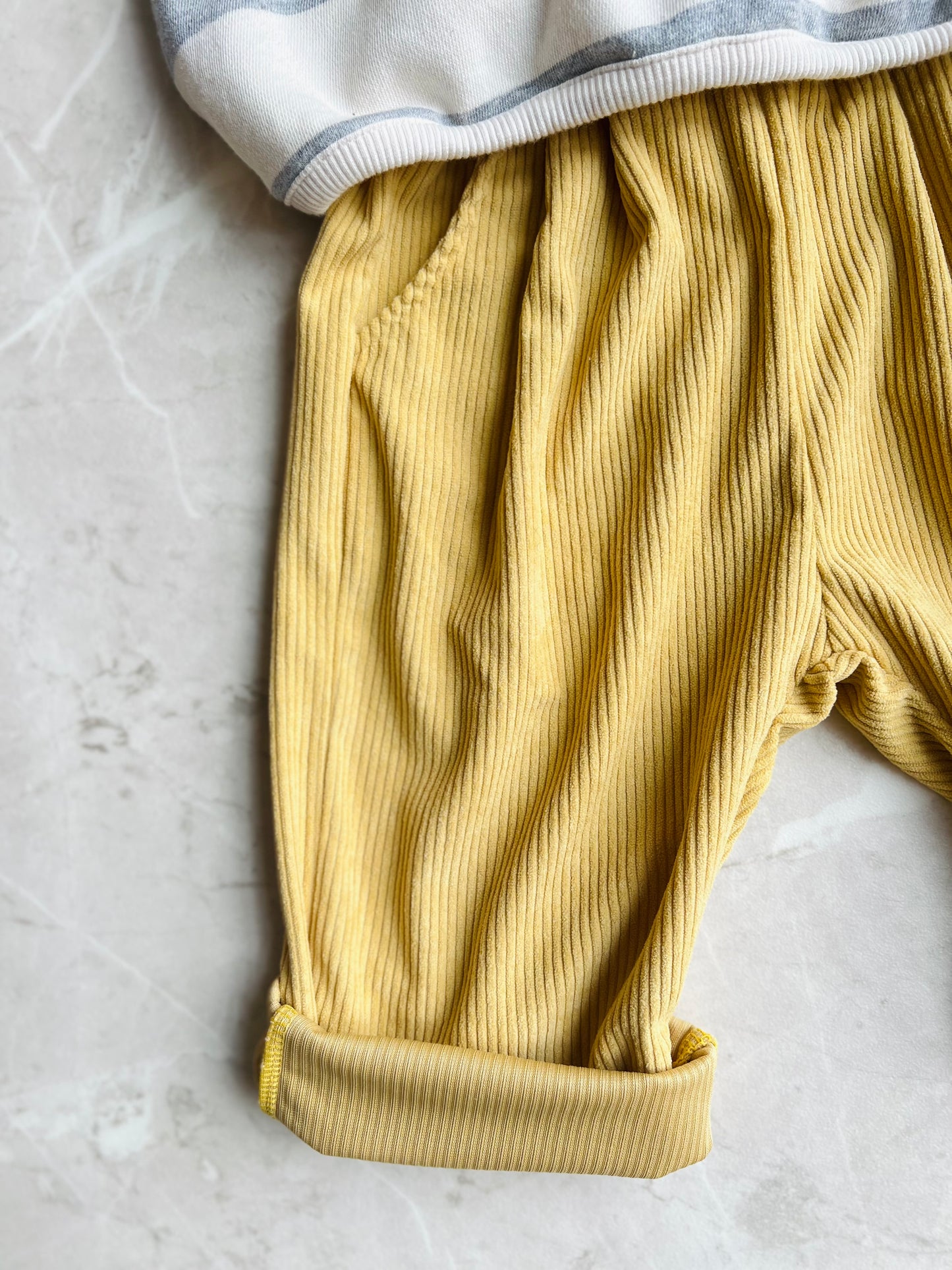 Corduroy pants - Mustard