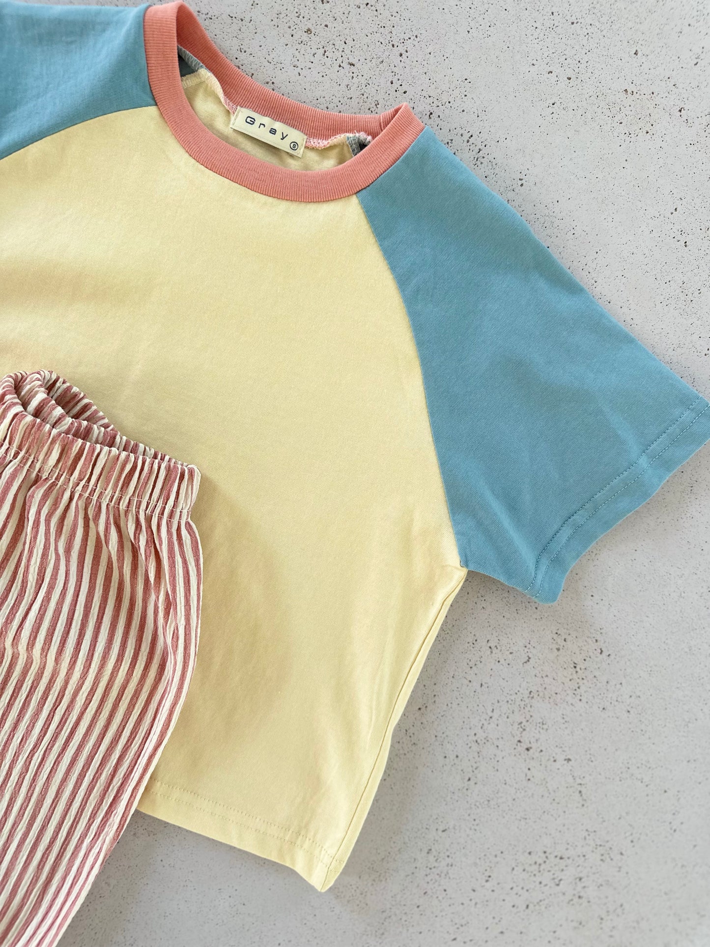 Mellow raglan tee - butter yellow