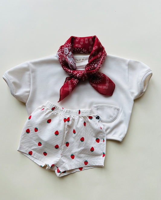 Bebe strawberry shorts - Ivory