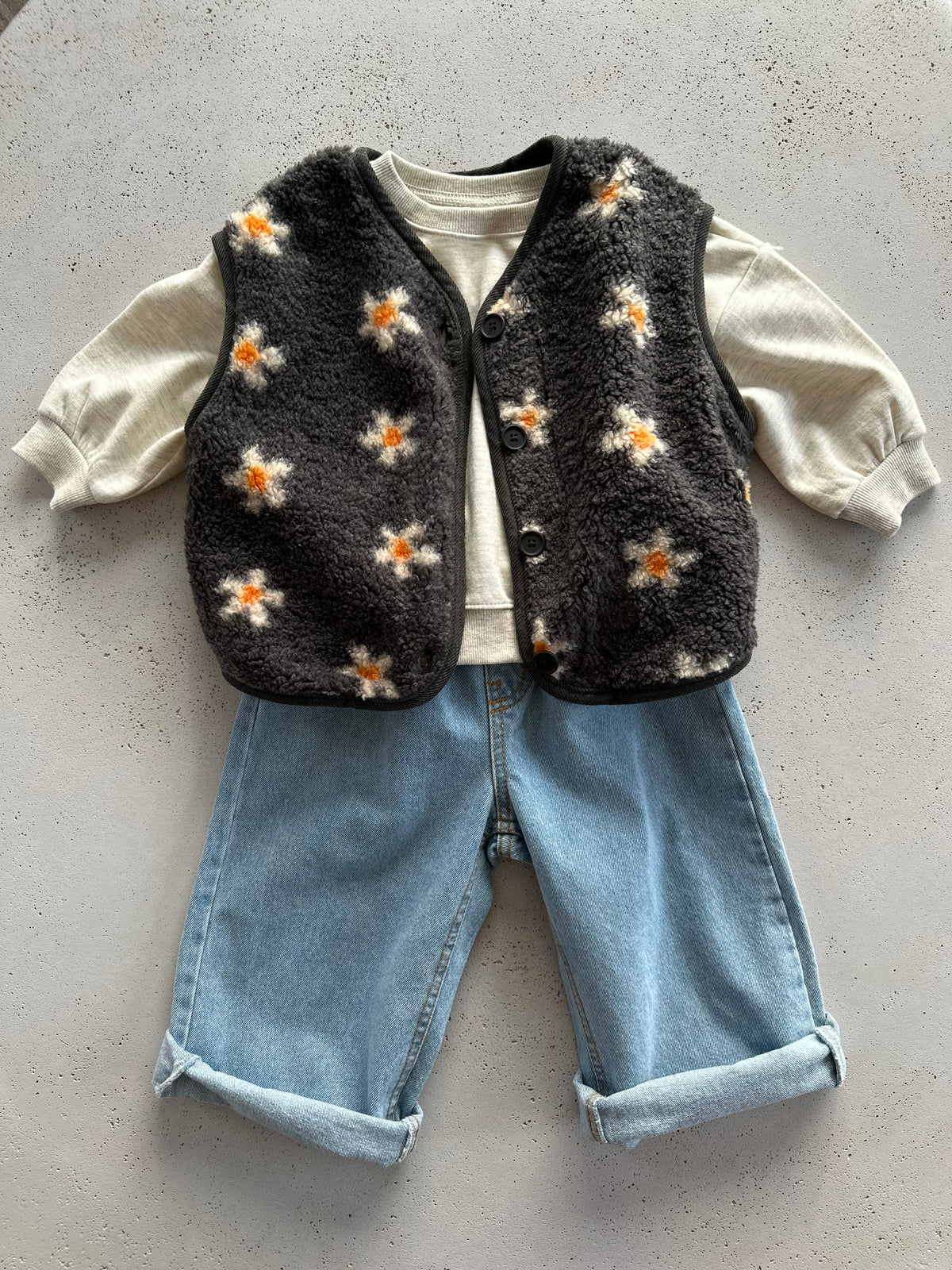 Midnight bloom vest - charcoal