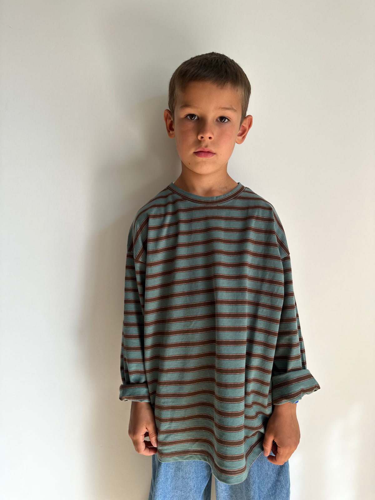 Oskar boxy stripe tee - forest green/brown