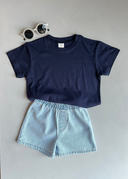 Denim Shorts - light blue