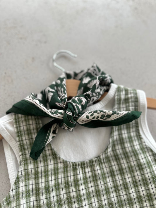 Calcutta mini scarf - green