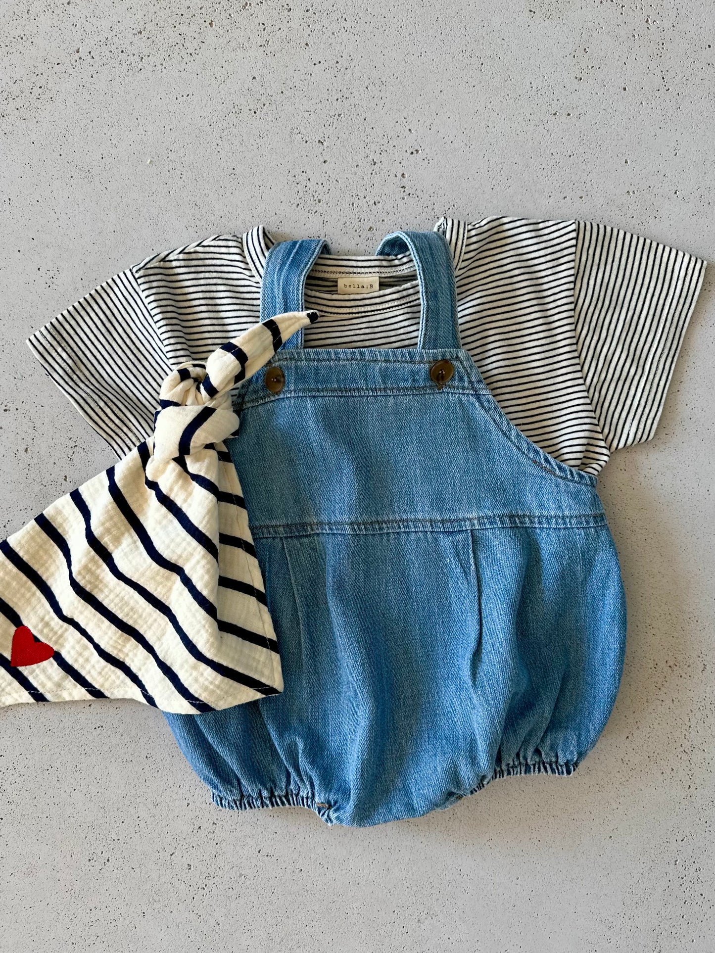 Bebe bella striped boxy tee - charcoal