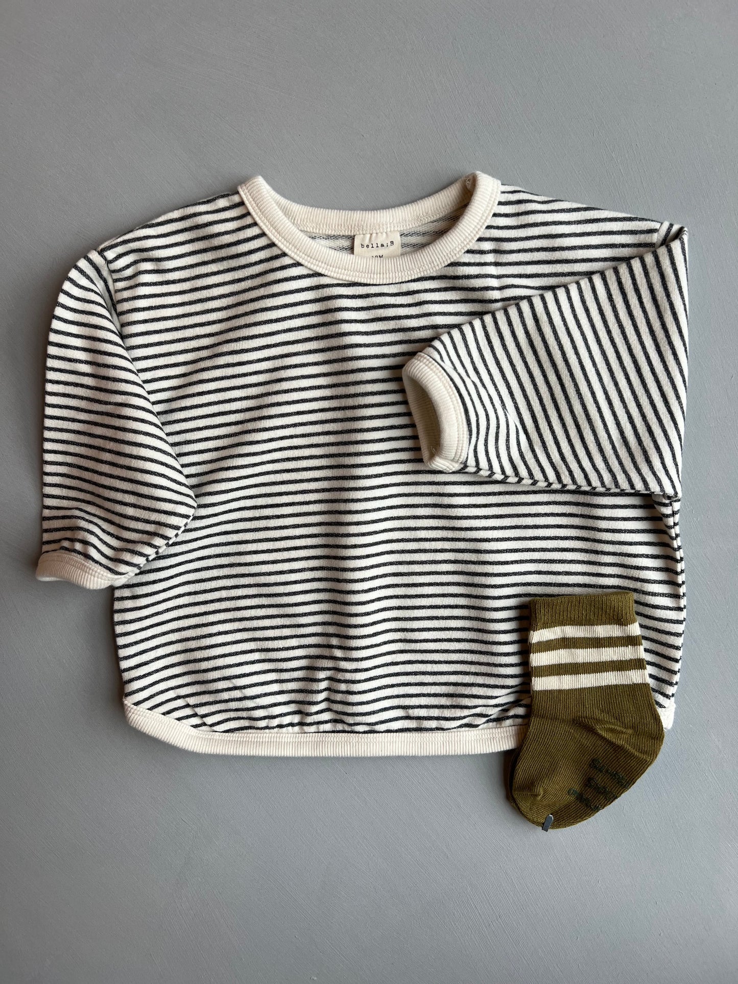 Cream stripe piping tee  - Charcoal