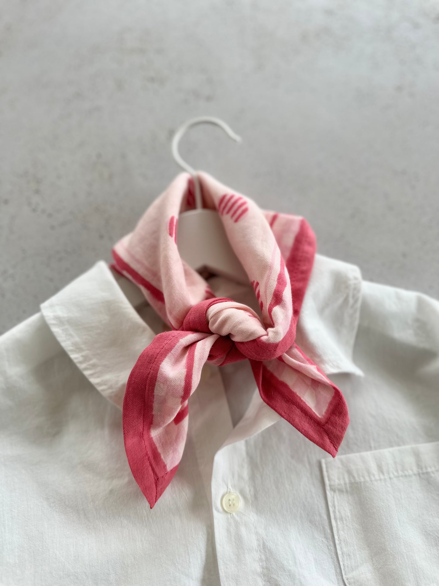 Oscar mini scarf - hearts