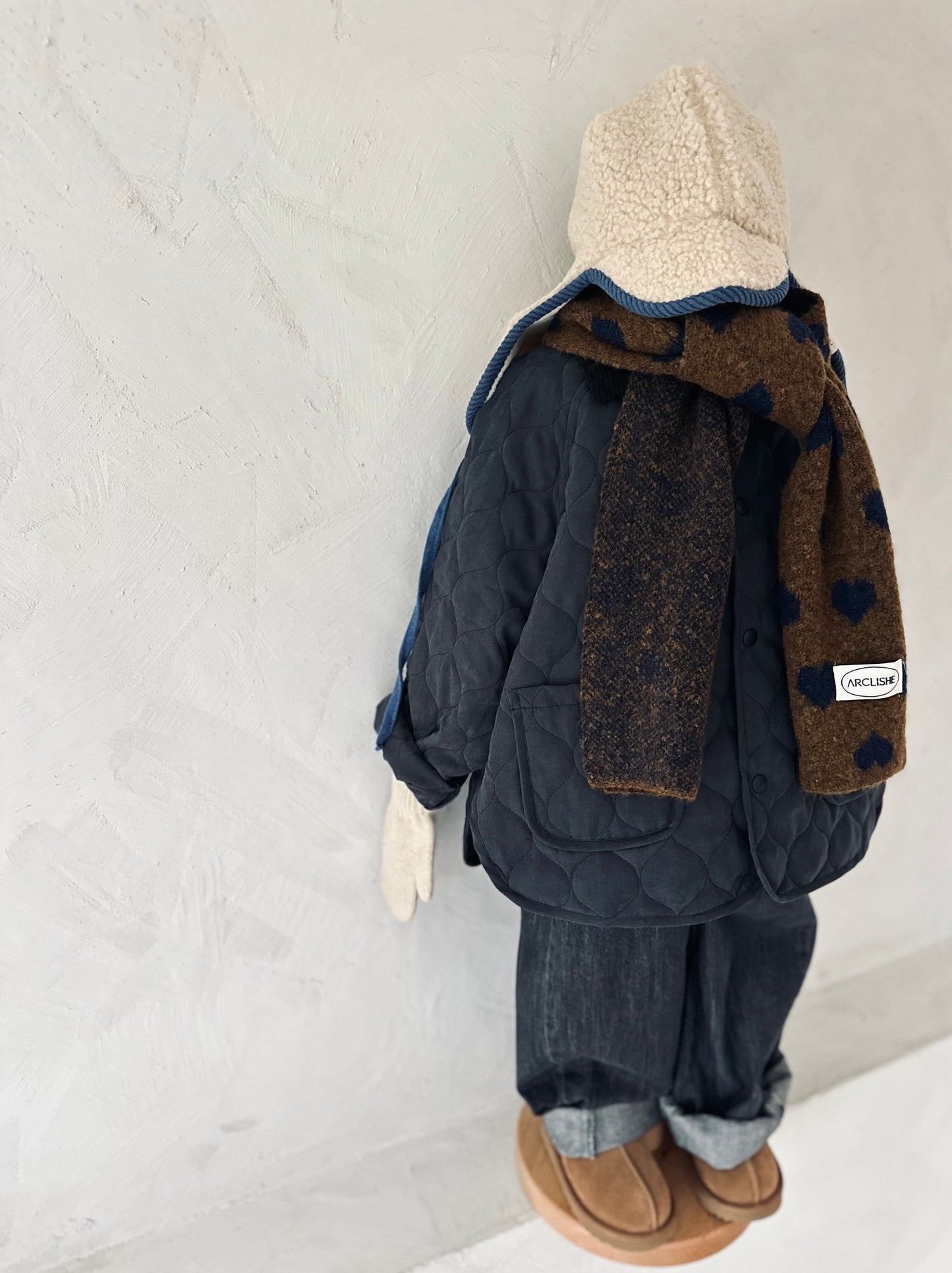 Bunny mittens with cord